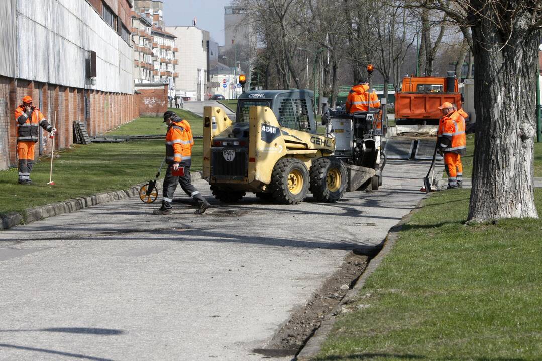 Klaipėdoje duobių remontas pradėtas anksčiau