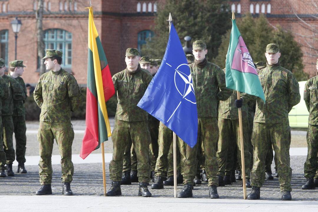 NATO 15 metų