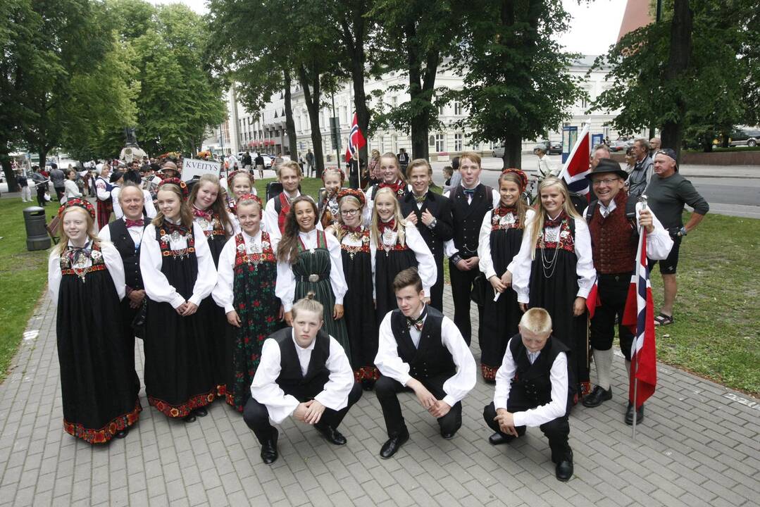 Tarptautinis folkloro festivalis "Parbėg laivelis 2016"