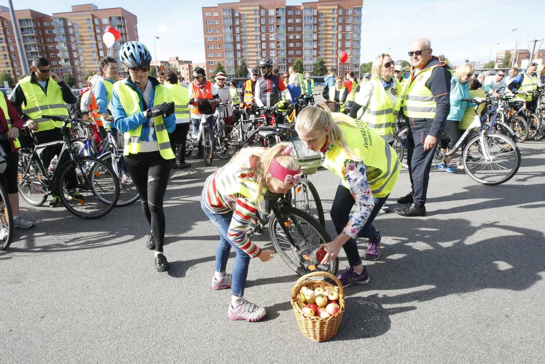 Dviračiais spruko nuo širdies ligų