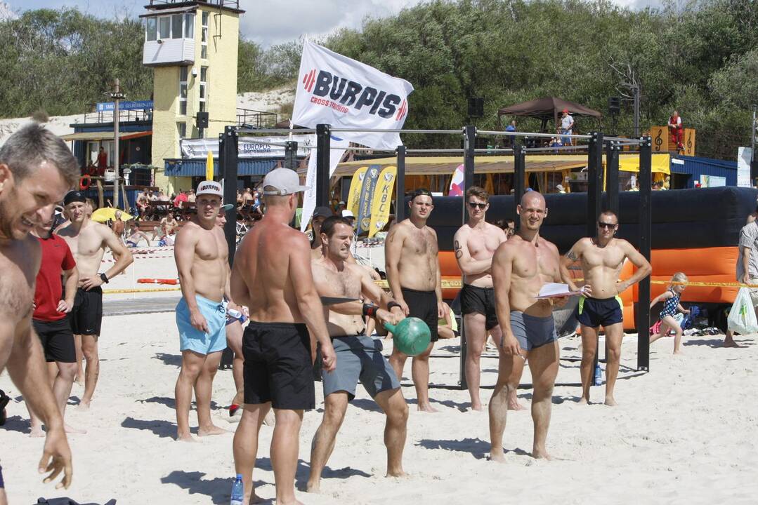 Smiltynę užplūdo sportininkai 