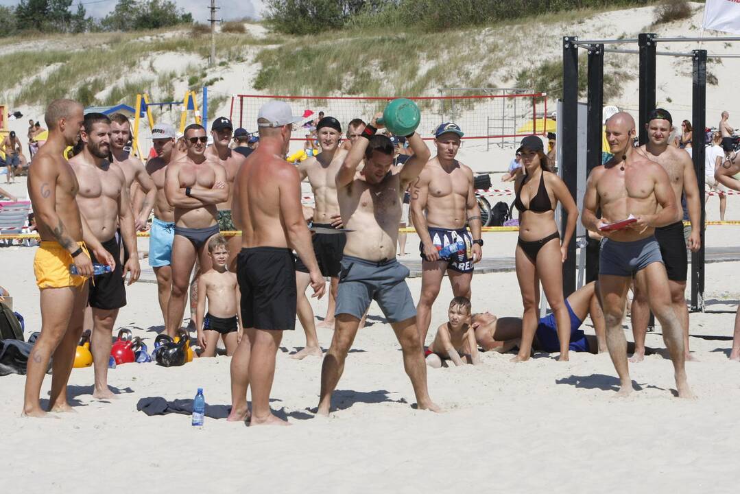 Smiltynę užplūdo sportininkai 