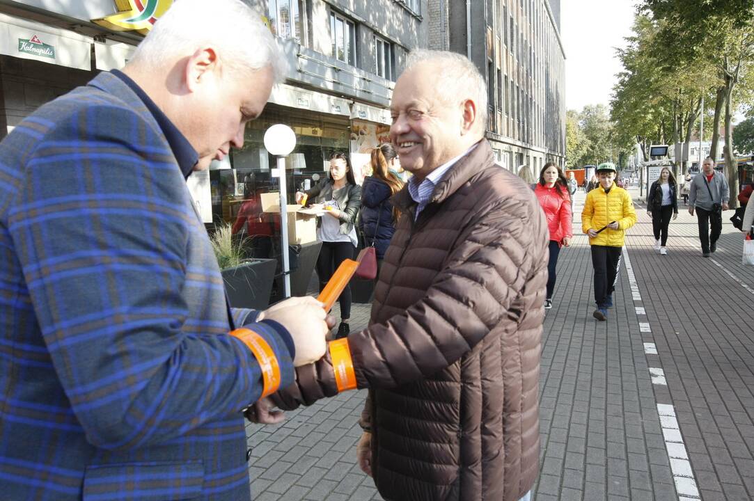 Gyventojams išdalijo tūkstantį atšvaitų