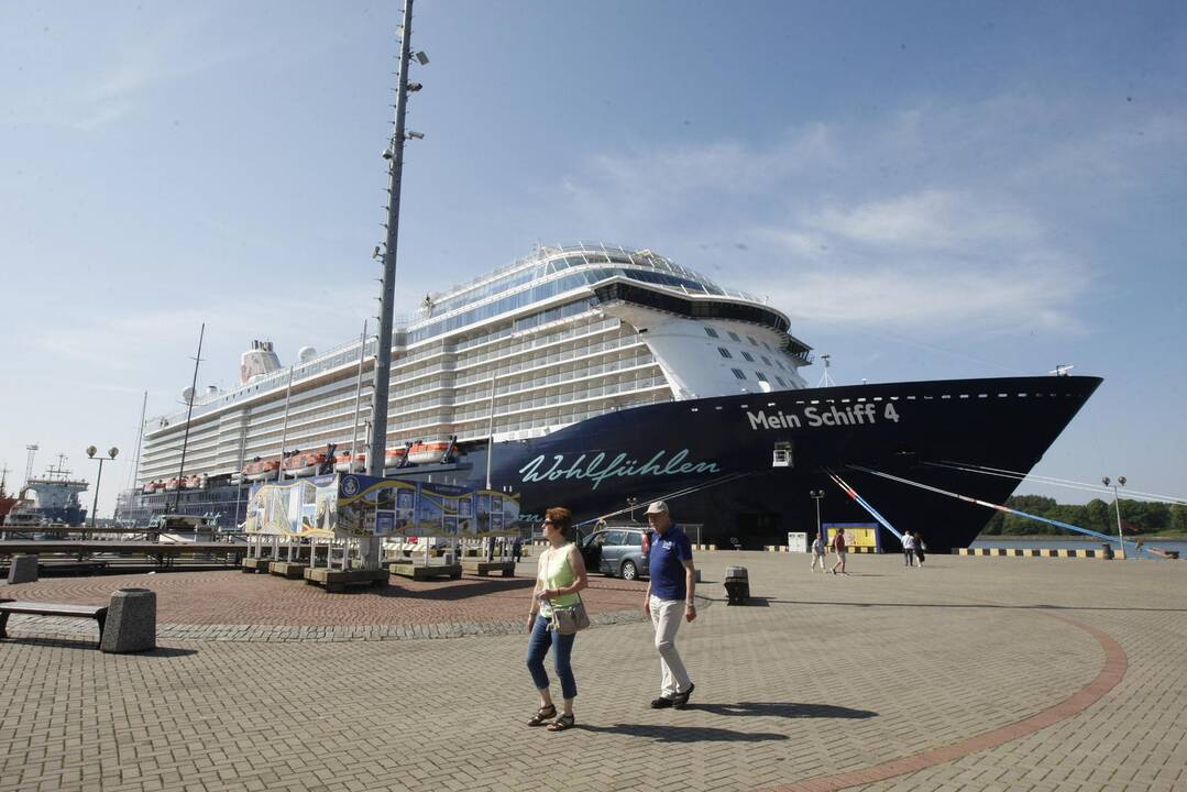 Klaipėdą užplūdo tūkstančiai turistų