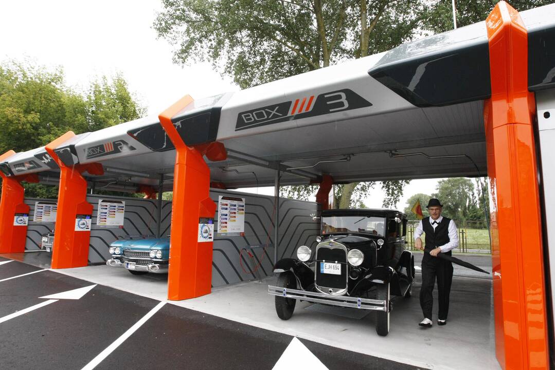 „H2AUTO“ – bekontaktė savitarnos plovykla jau atidaryta ir Klaipėdoje!