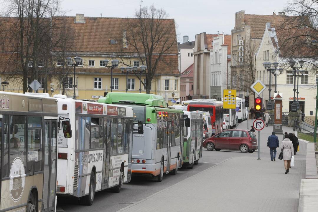 Klaipėdos tikintieji ėjo Kryžiaus kelią