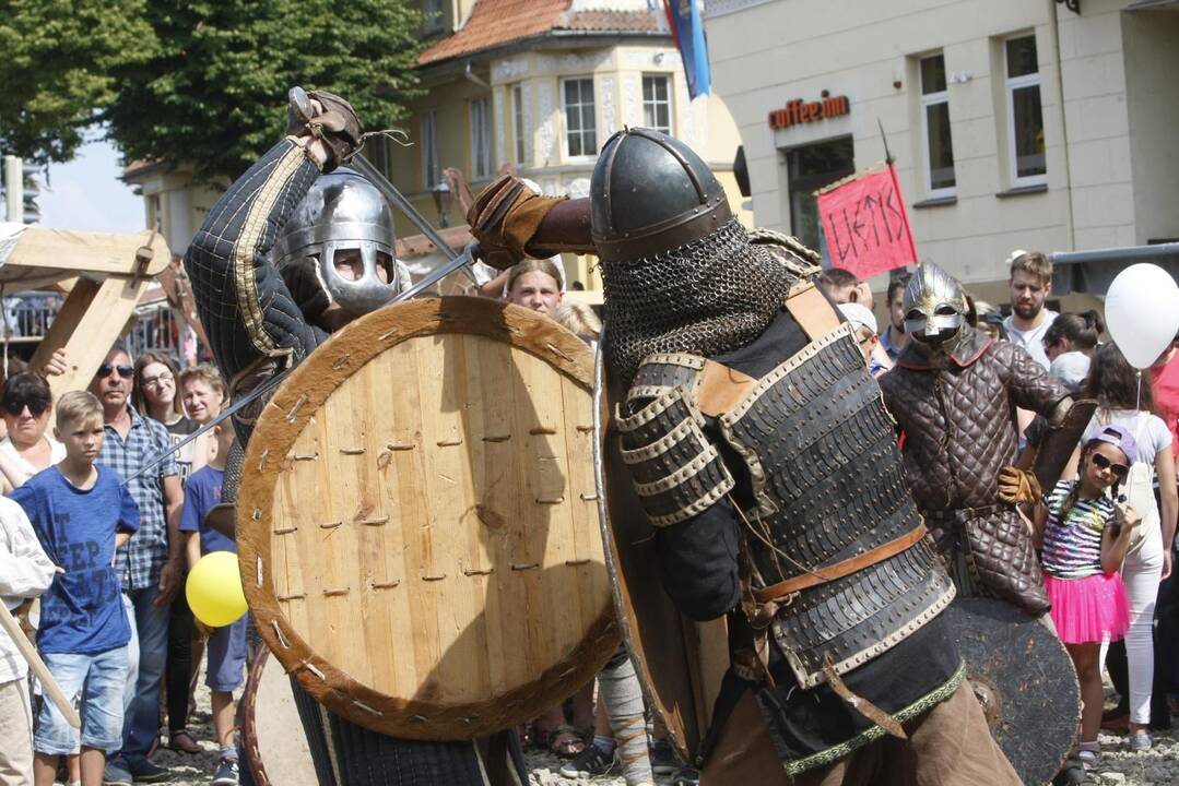 Kuršių ir vikingų stovykla