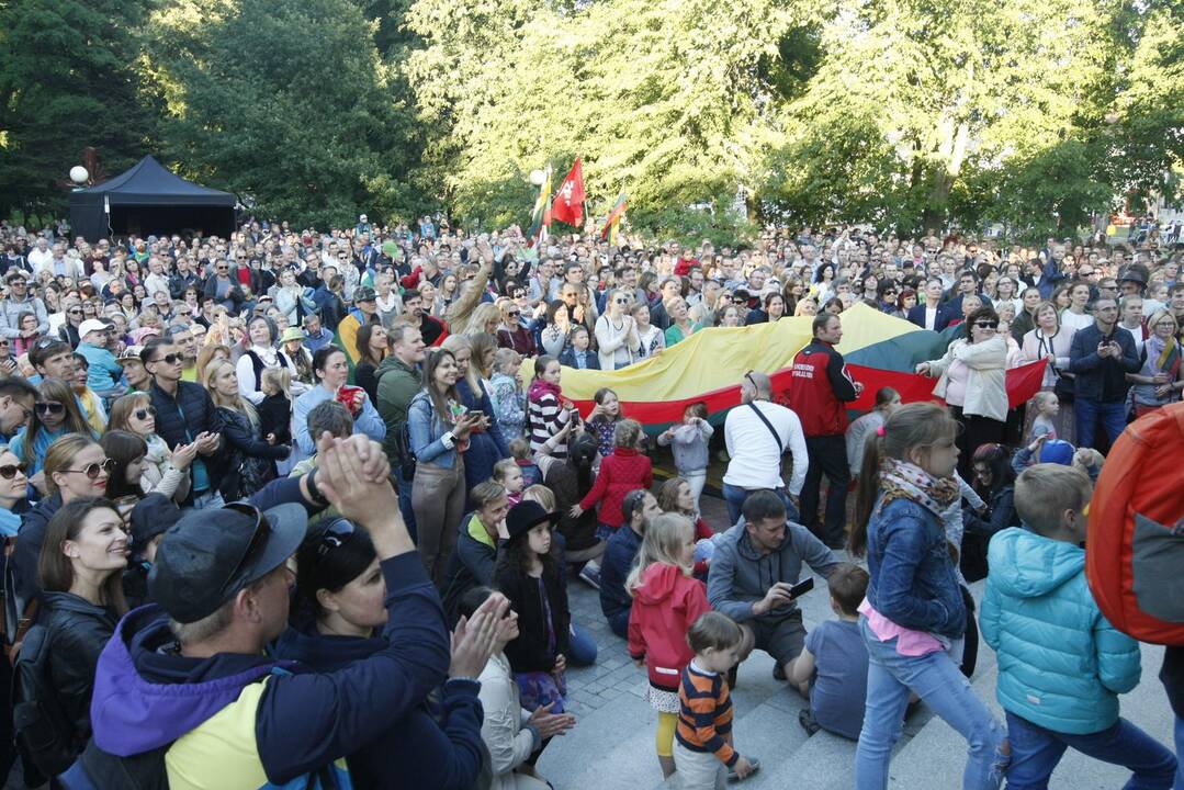 Klaipėdą drebino „Tautiška giesmė“