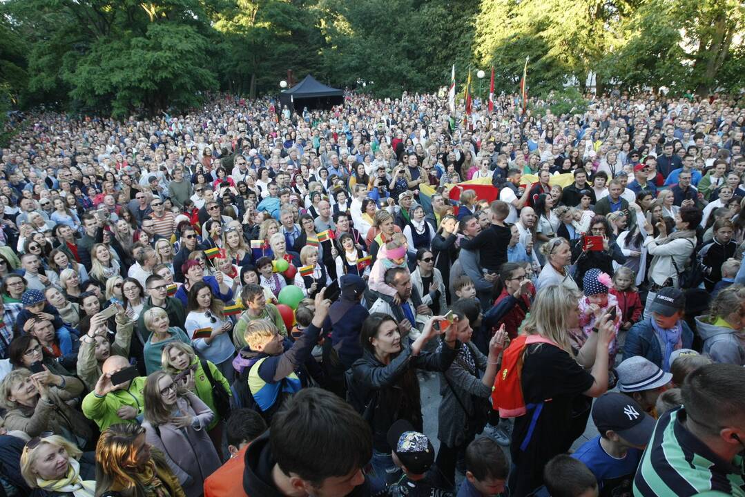 Klaipėdą drebino „Tautiška giesmė“