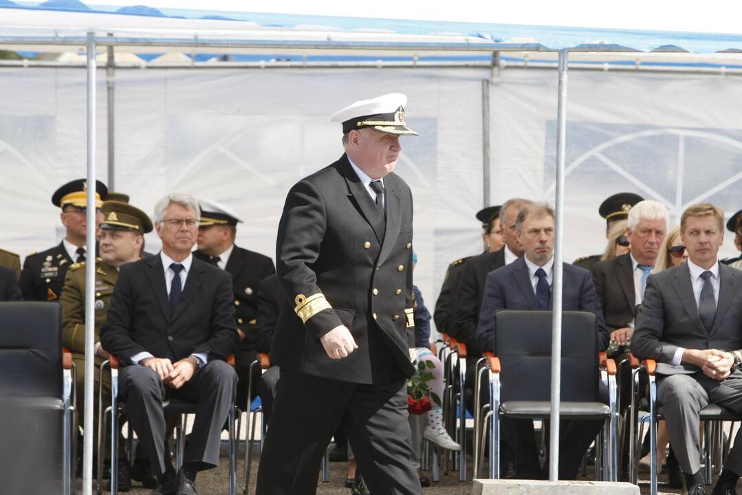 Karinių jūrų pajėgų vadų pasikeitimo ceremonija.