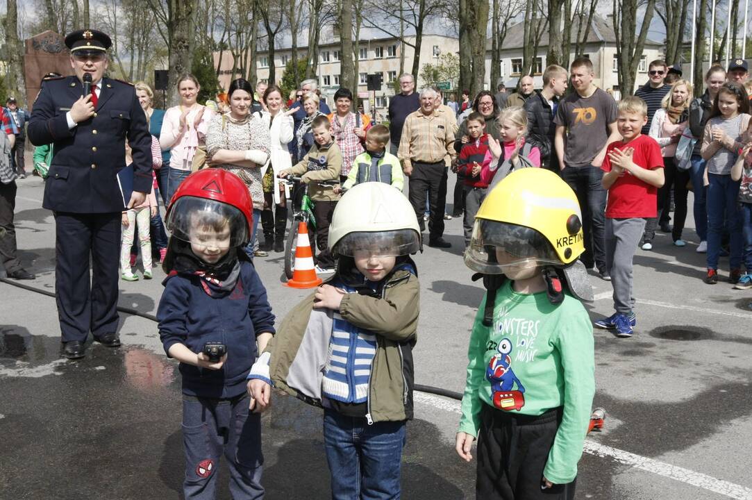 Ugniagesiai į savo šventę pakvietė kretingiškius