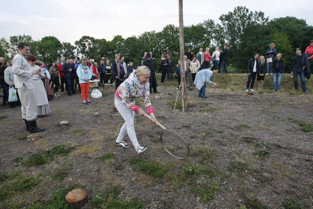 Joninių laužai 