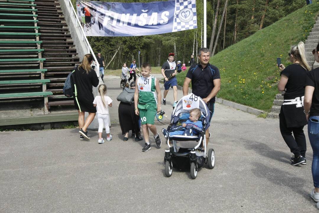 Šuniukų bėgimas
