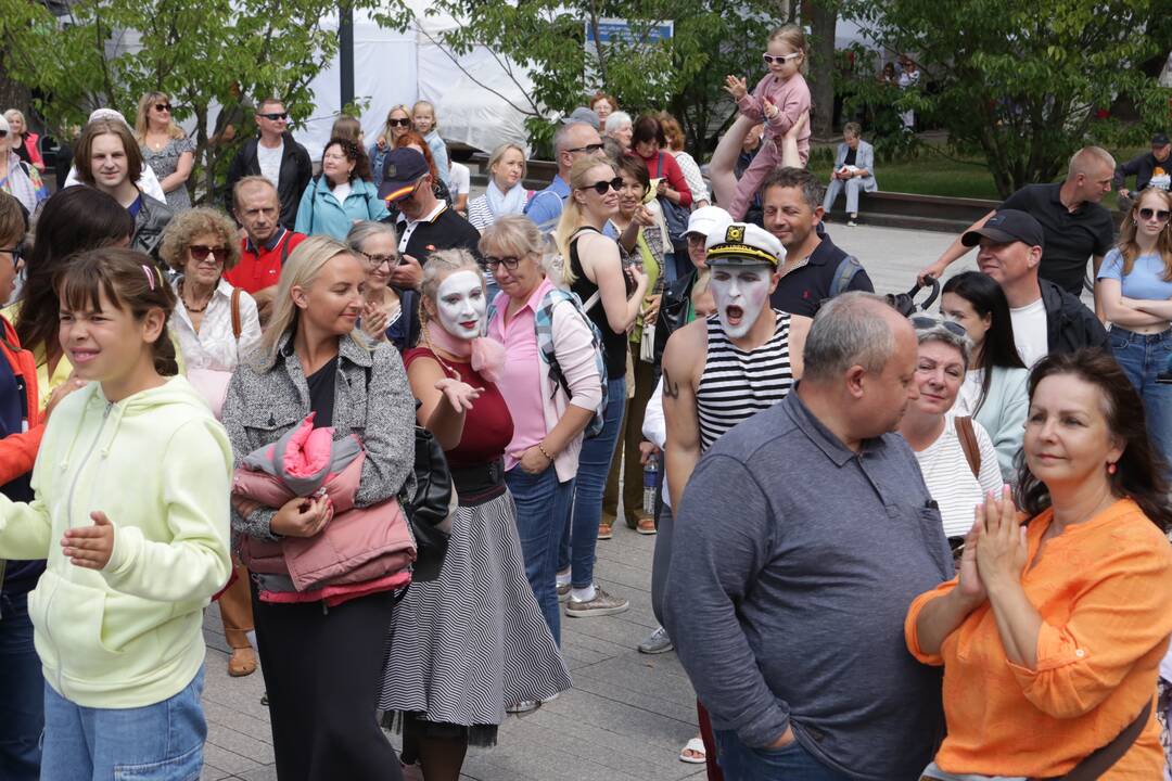 Teatriniai potyriai Jūros šventėje