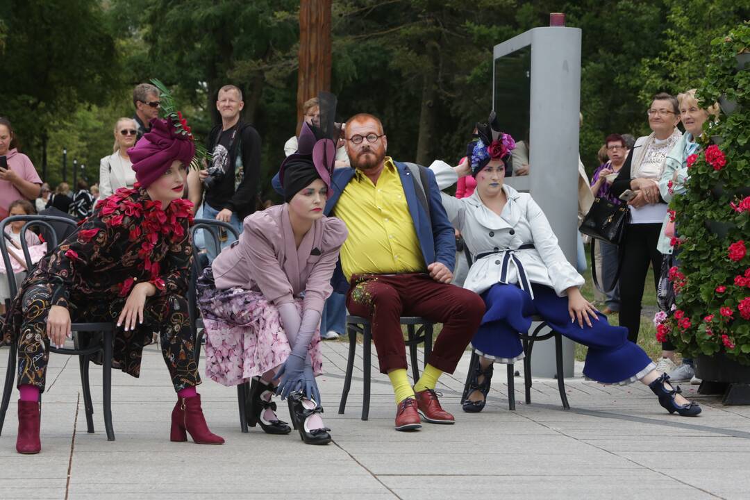 Teatriniai potyriai Jūros šventėje