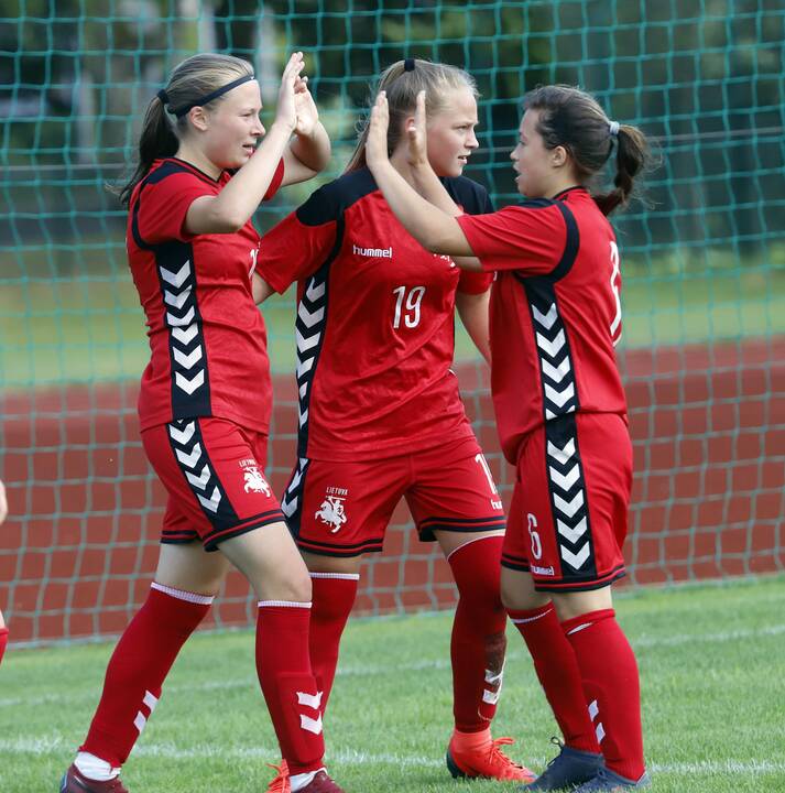 Baltijost taurė WU-17 futbolo rungtynės Lietuva - Estija 4:0