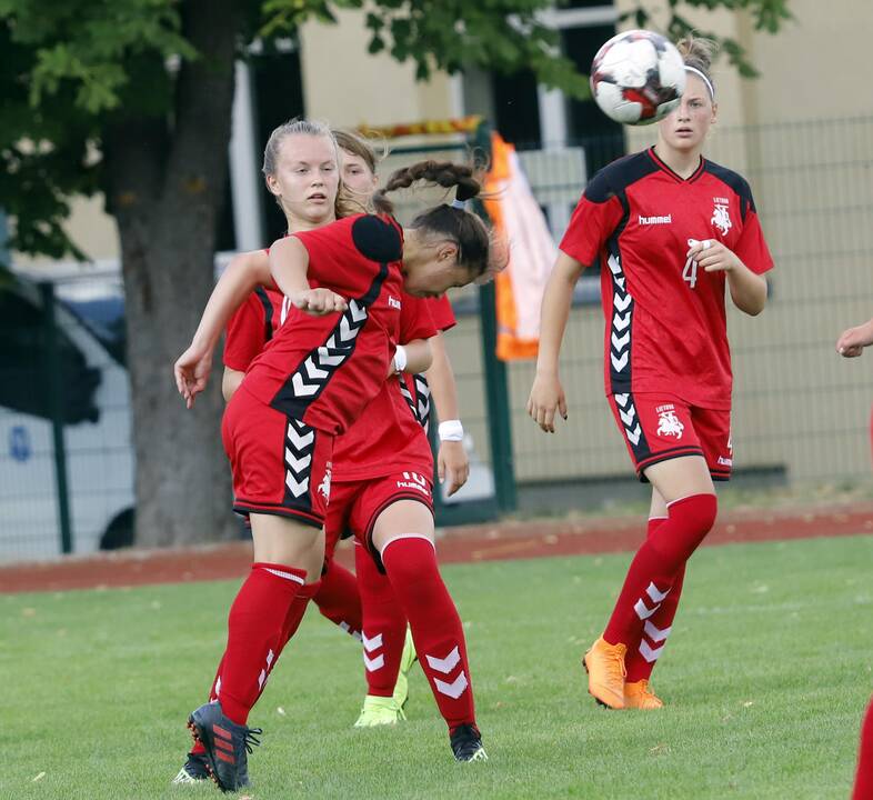 Baltijost taurė WU-17 futbolo rungtynės Lietuva - Estija 4:0