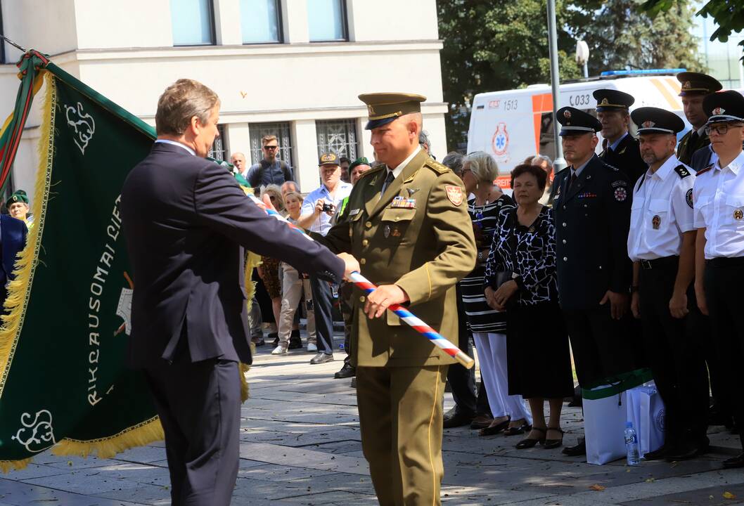 LŠS vadų keitimosi ceremonija