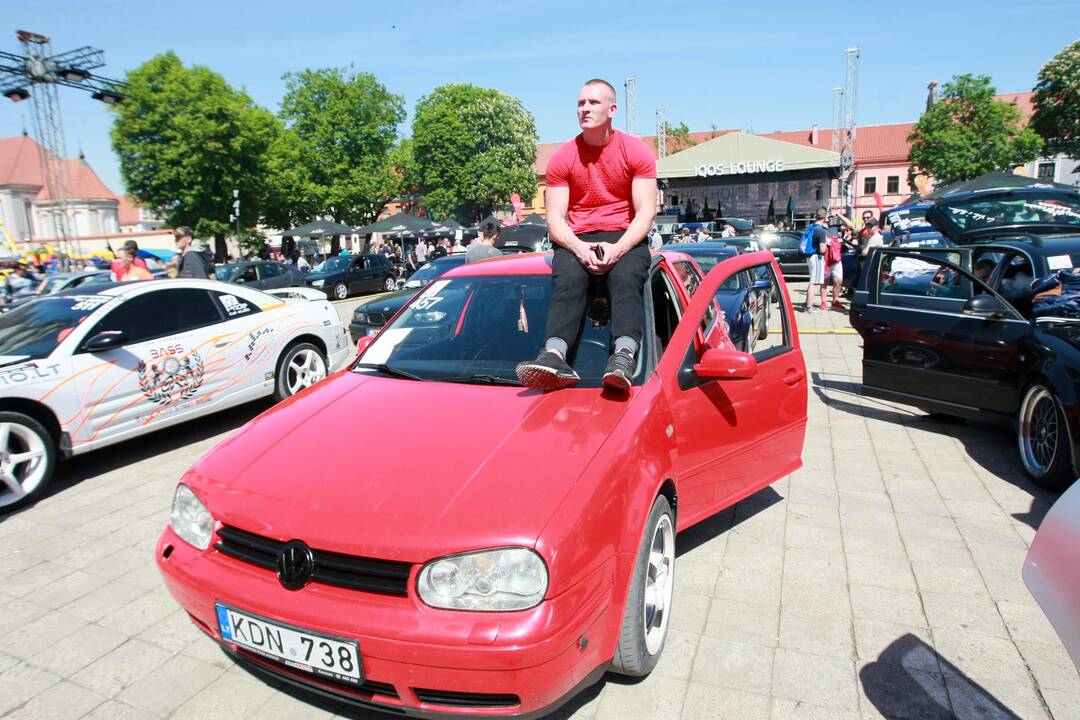 Automobilių šou Kauno gimtadienyje