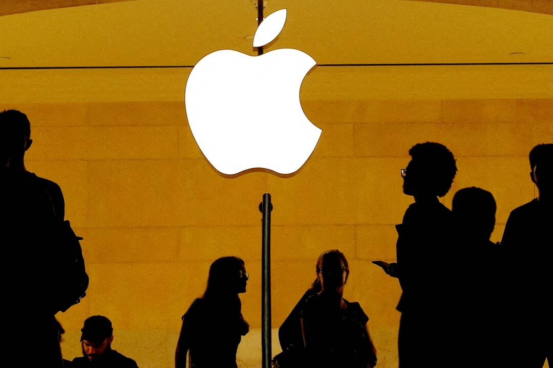 „Apple“ žada milžiniškas investicijas JAV