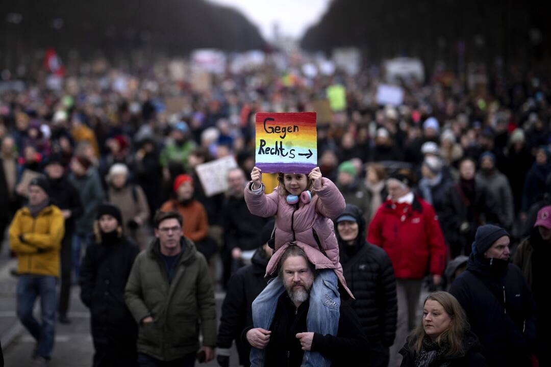 Berlyne protestui prieš AfD susirinko mažiausiai 160 tūkstančių žmonių