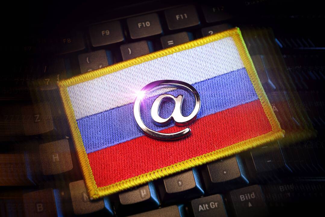 Tyrėjai: dirbtinio intelekto pokalbių robotai skleidžia Rusijos dezinformaciją