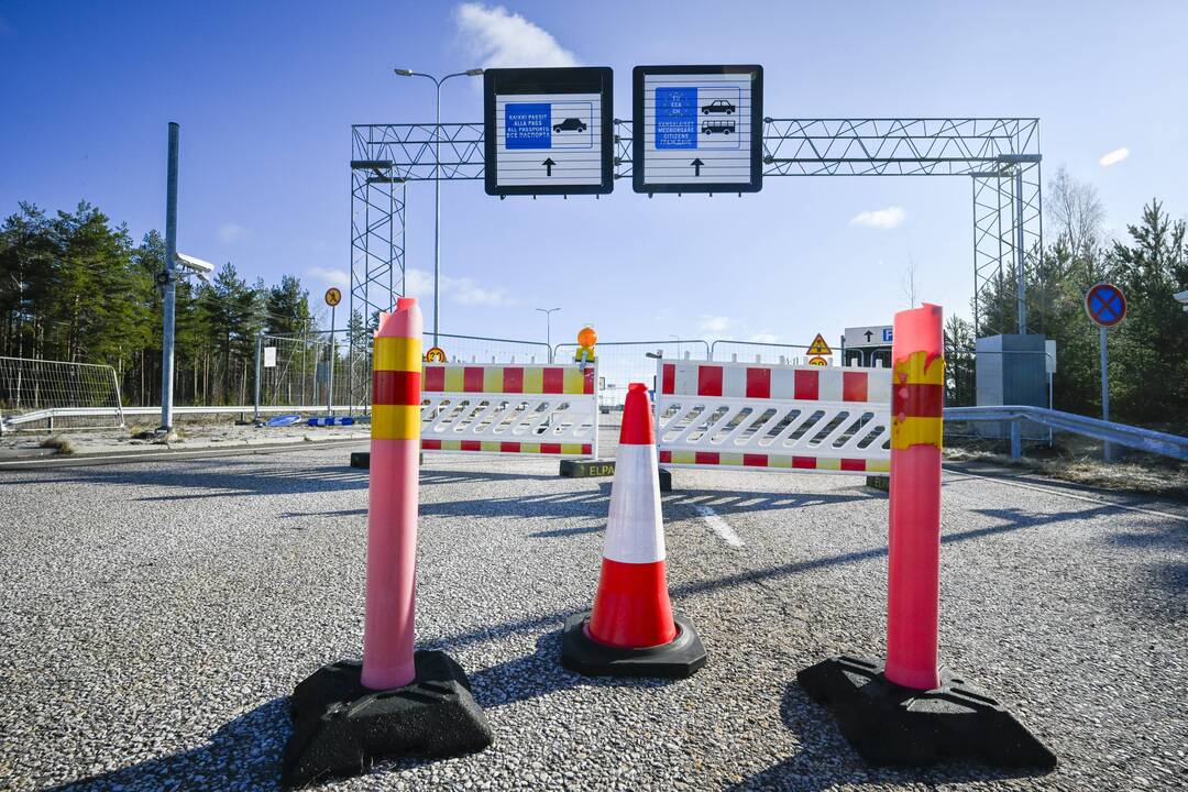 Suomija neribotam laikui pratęsė sienos su Rusija uždarymą