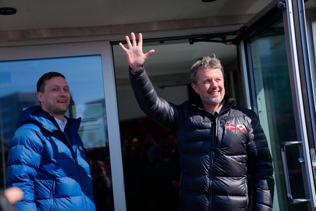 Politinis signalas Trumpui: Grenlandijoje lankosi Danijos karalius