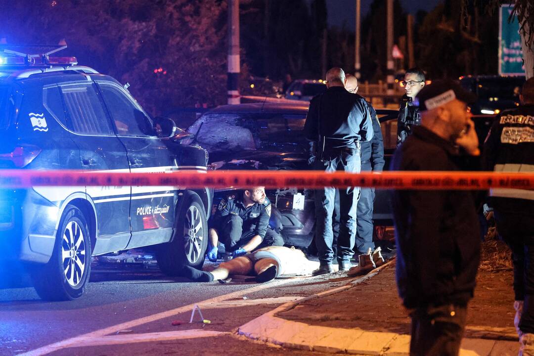 Izraelyje per išpuolį peiliu nužudytas vyras