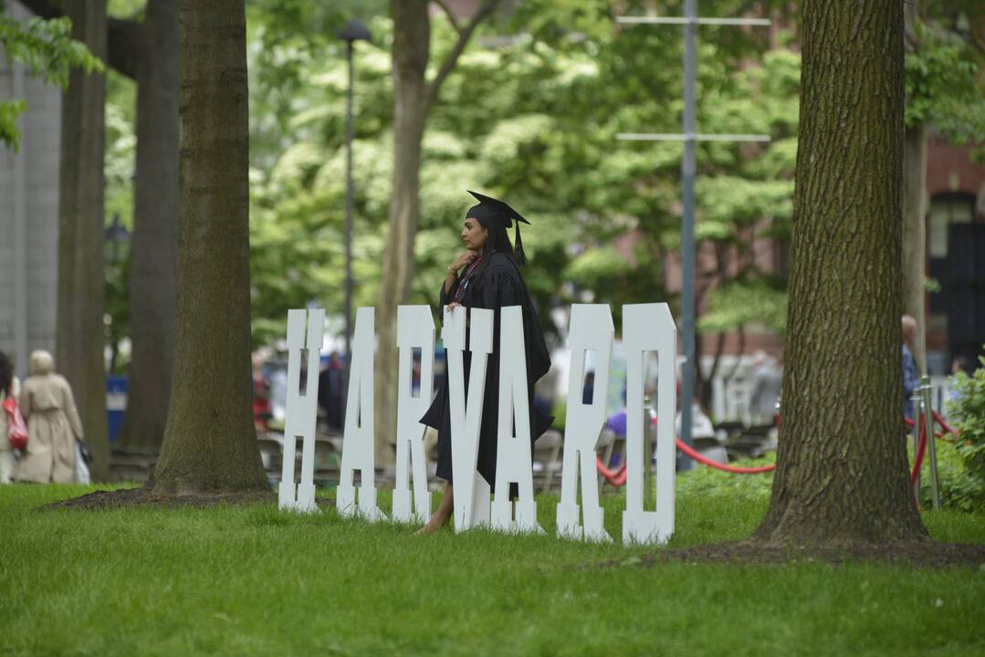 Trumpo administracija intensyvina kampaniją prieš Harvardo ir Kolumbijos universitetus
