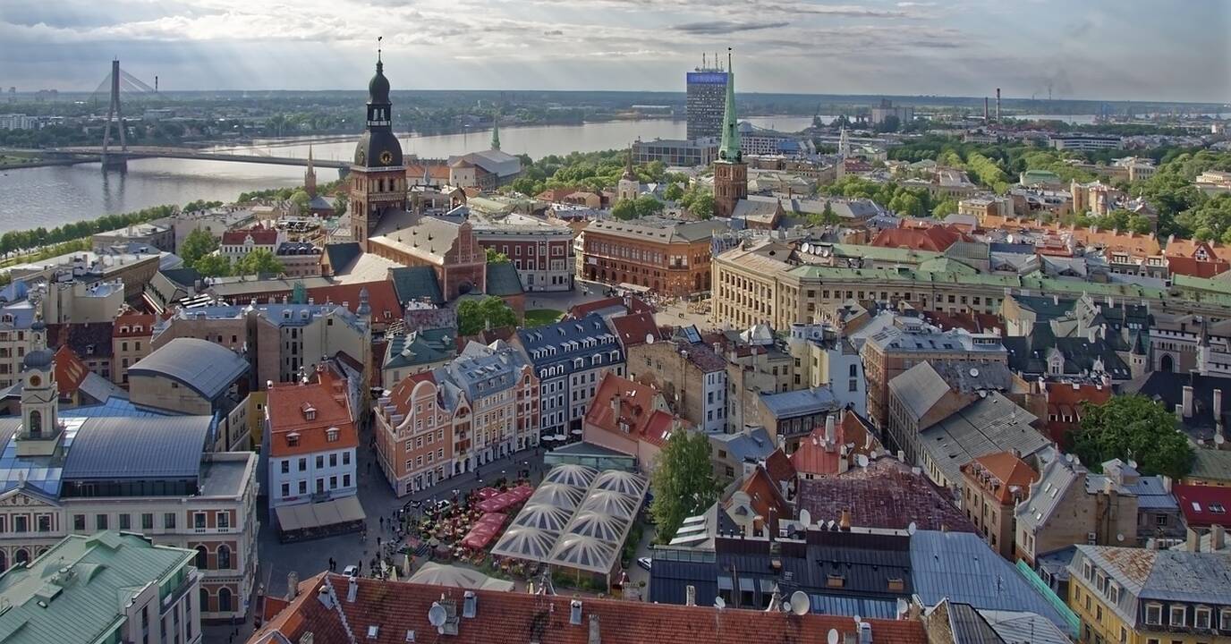 „Fitch“ patvirtino galiojantį Latvijos reitingą A-