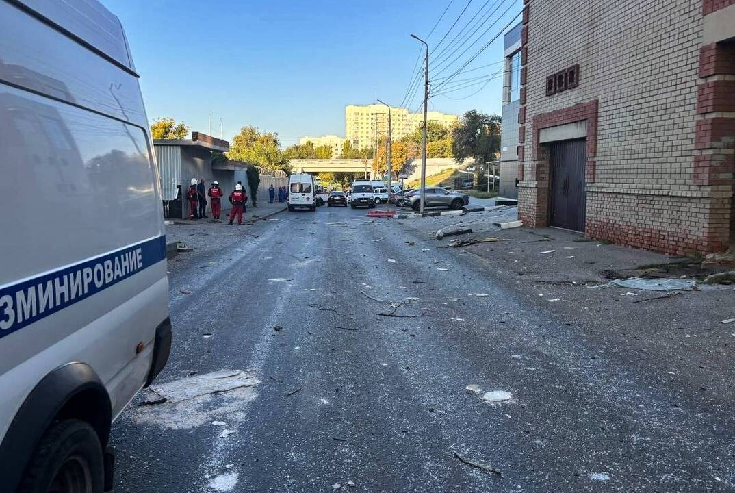 Rusijos Saratovo regione per dronų ataką sužeisti keturi žmonės