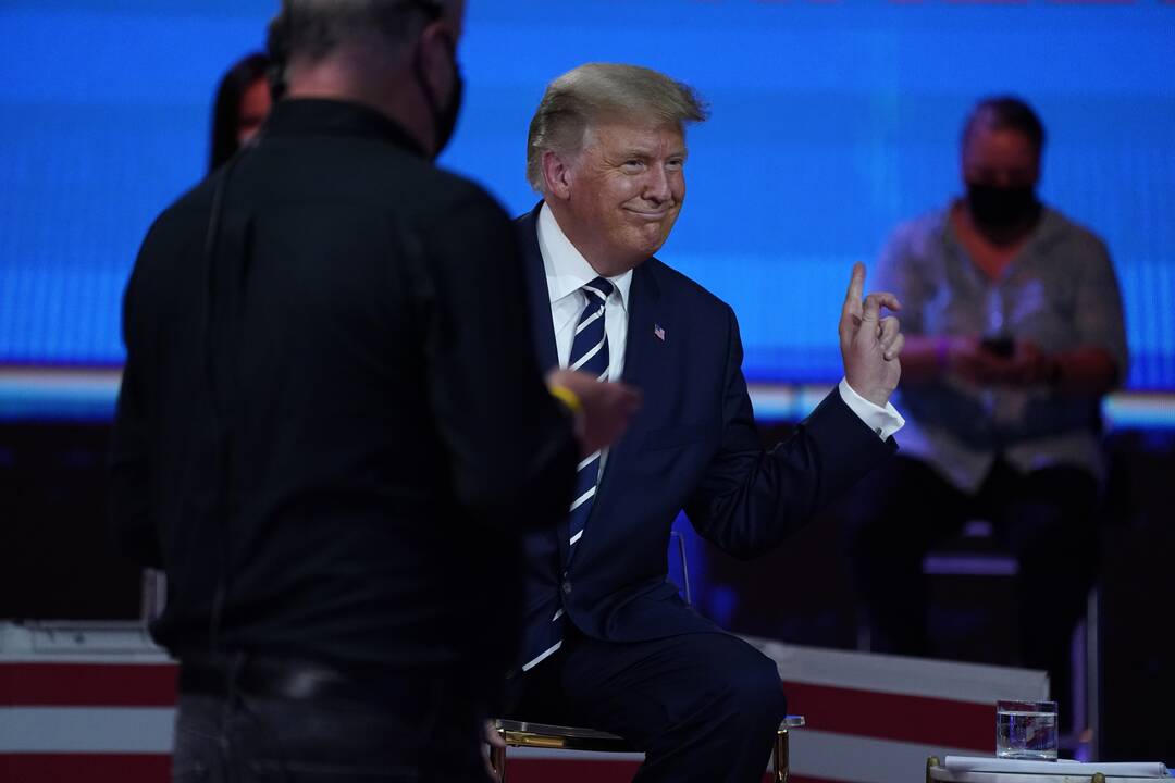 D. Trumpas