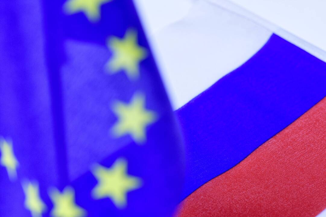 ES sieks mažesnių kainų lubų rusiškai naftai