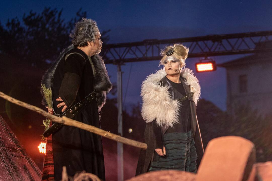 Muzikinė-dokumentinė drama "Lietuva - Valstybė"