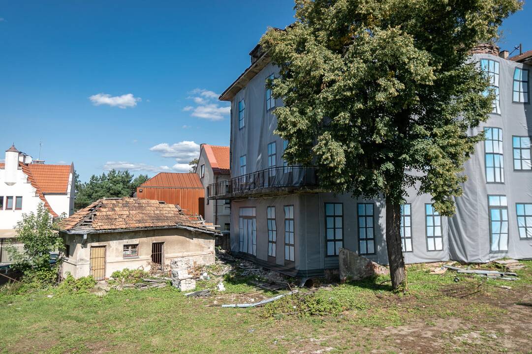 Žydų ligoninė uždengiama tentu