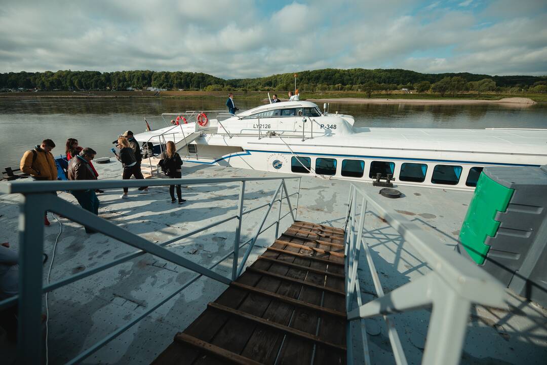 Legendinė „Raketa“ pirmą kartą į Nidą išplaukė su keleiviais