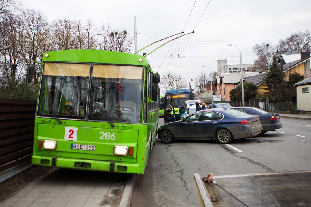 Avarija