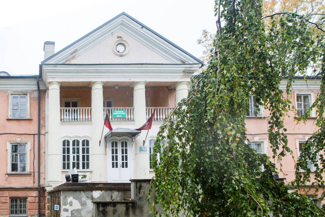 Kauniečiai balsuoja aktyviai