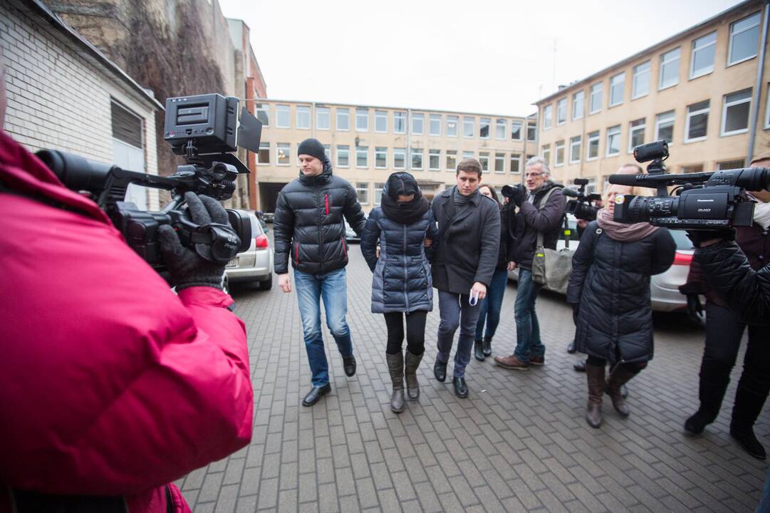 Į teismą atvesti vaiką nužudę įtariamieji