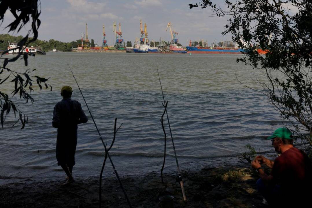 Gubernatorius: Rusijos dronai vėl smogė Ukrainos Izmailo uosto teritorijai