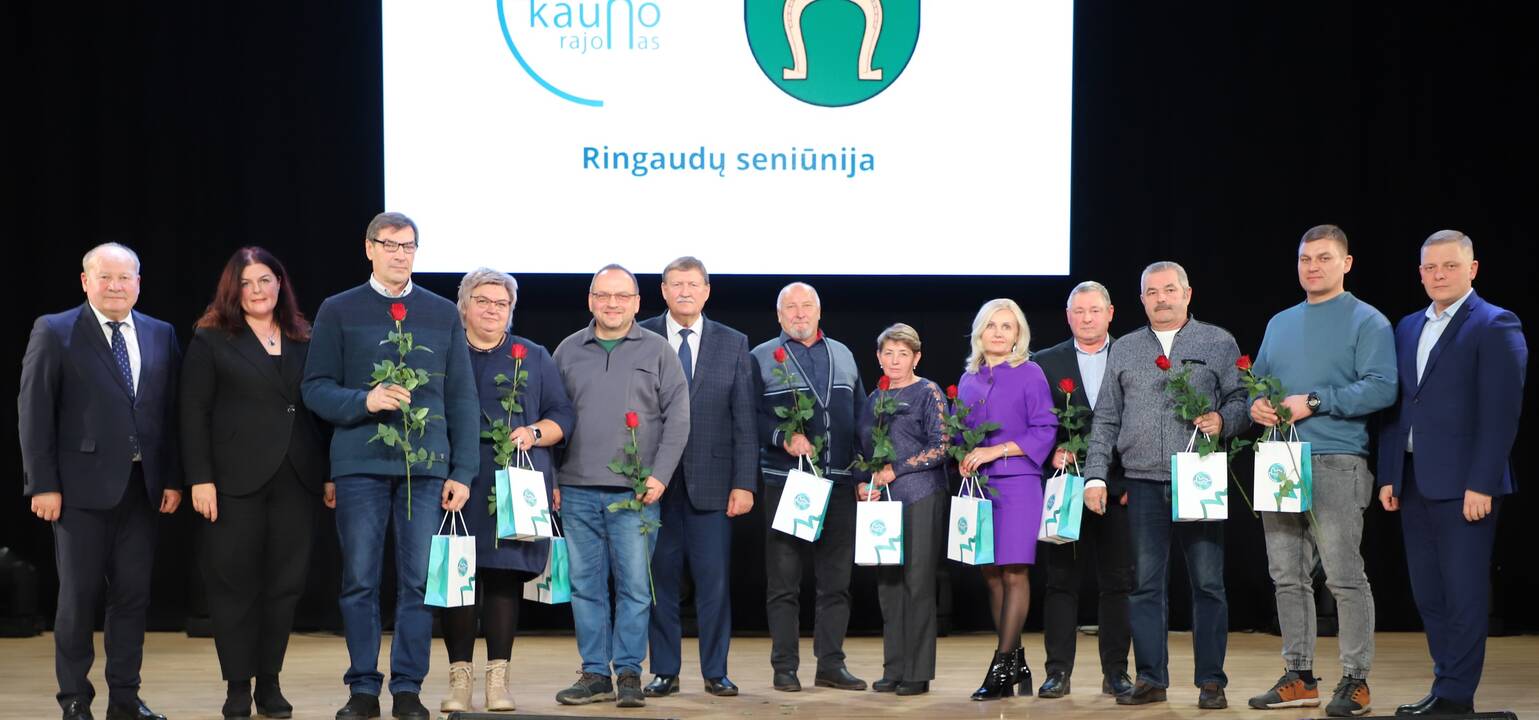 Tradicija: Valstybės gimtadienio šventėje padėkota pakaunės garsintojams ir puoselėtojams.