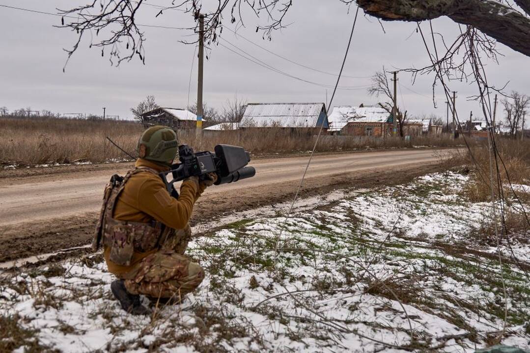 Ukrainiečiai dronais atakavo Smolensko aviacijos gamyklą Rusijoje