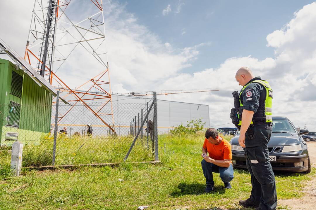 Vilniuje vyras užlipo ant mobiliojo ryšio operatoriaus bokšto