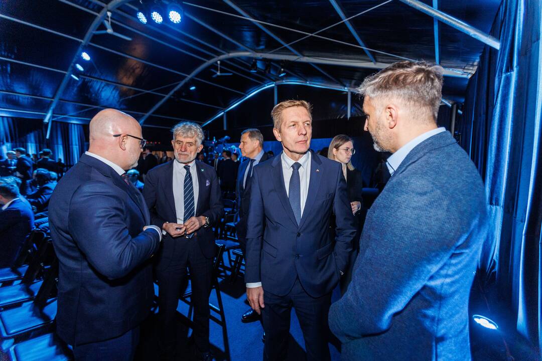 Laivo-saugyklos „Independence“ nuosavybės teisių perdavimo Lietuvai ceremonija