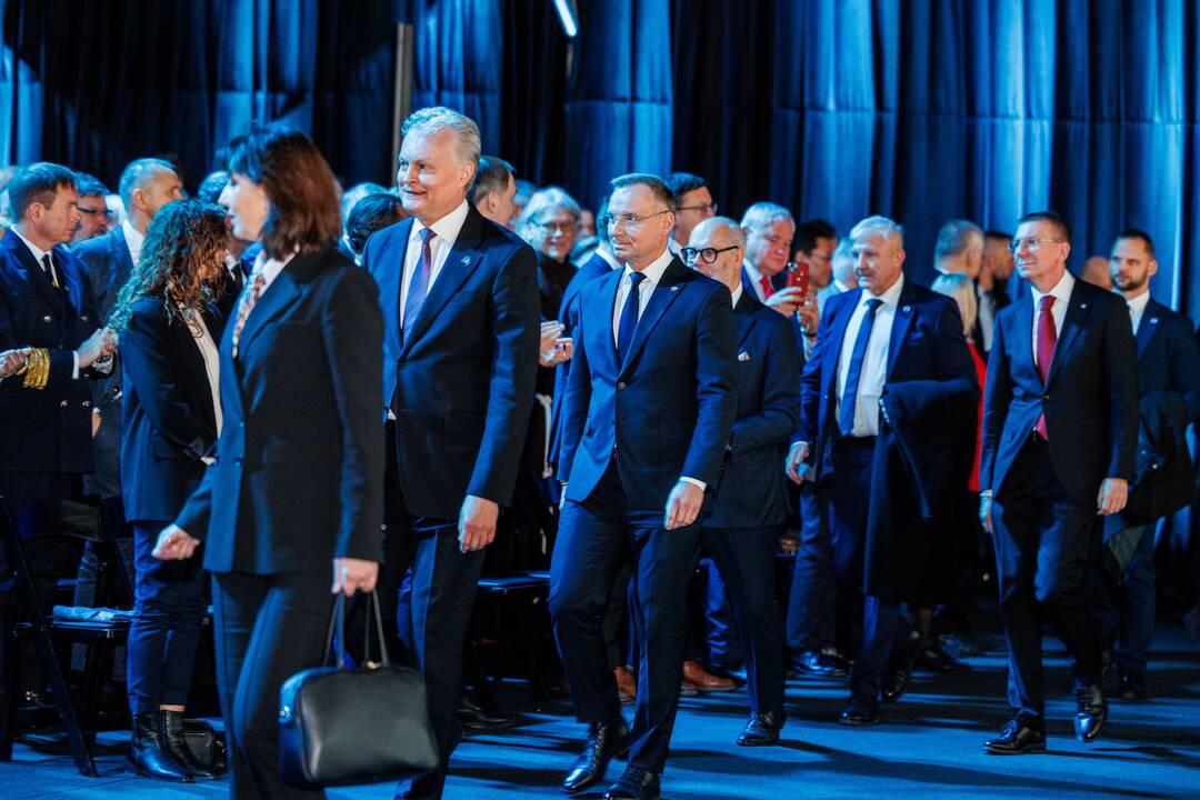 Laivo-saugyklos „Independence“ nuosavybės teisių perdavimo Lietuvai ceremonija