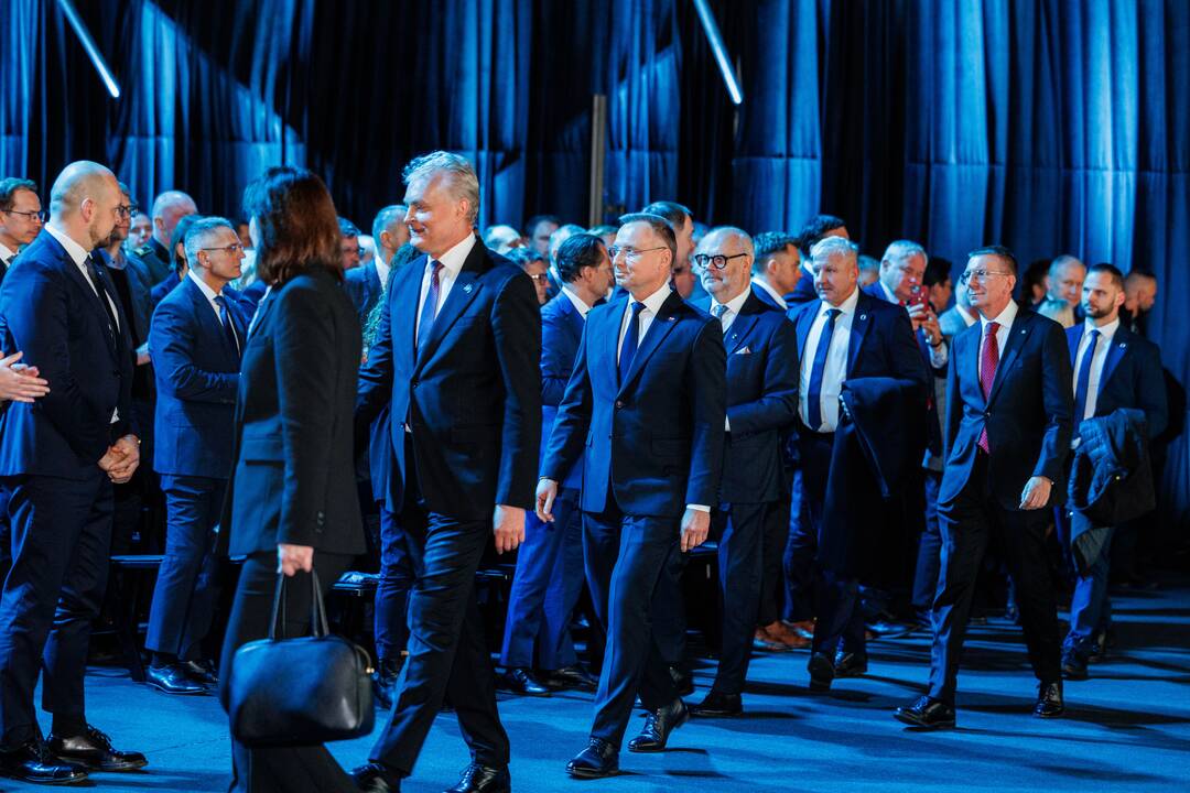 Laivo-saugyklos „Independence“ nuosavybės teisių perdavimo Lietuvai ceremonija