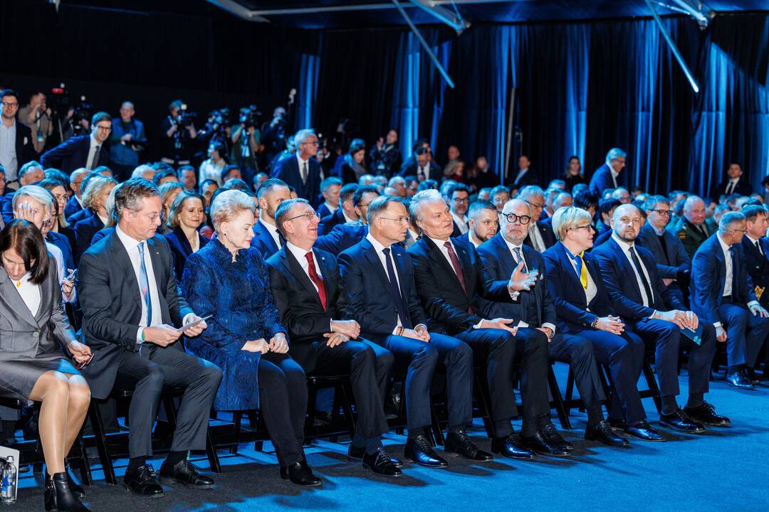 Laivo-saugyklos „Independence“ nuosavybės teisių perdavimo Lietuvai ceremonija