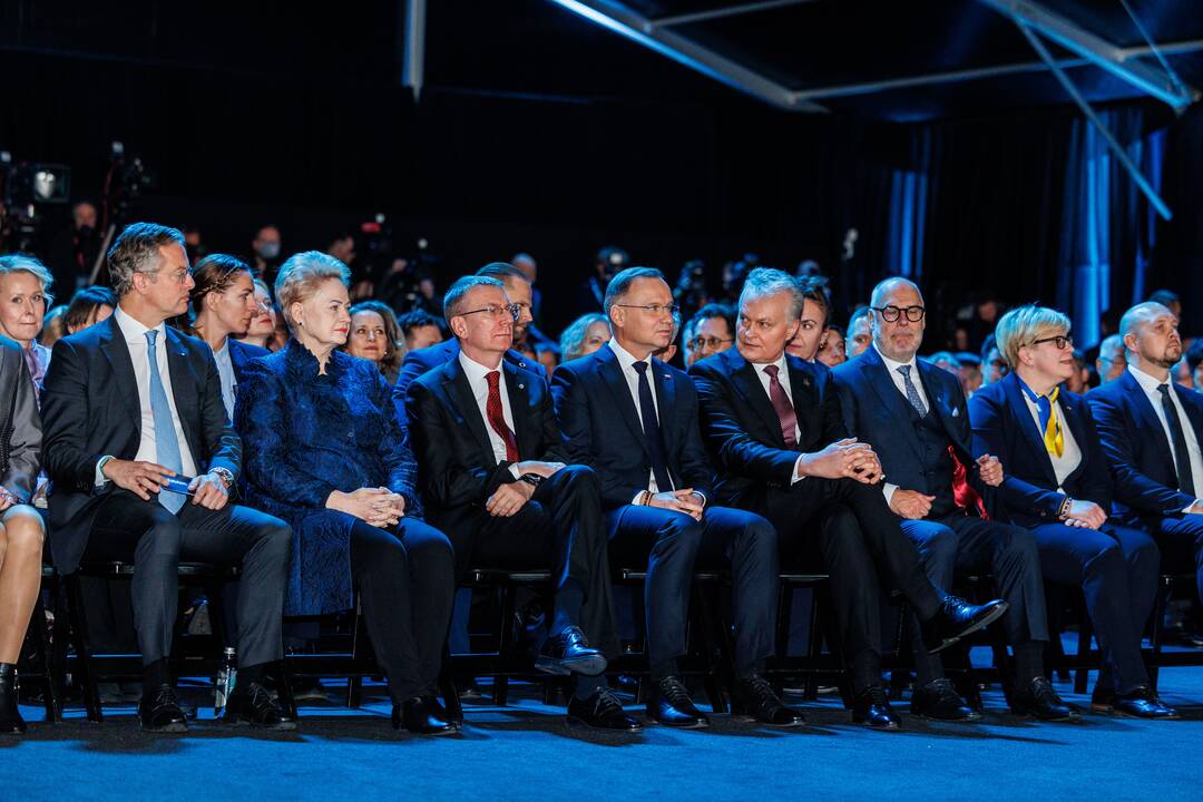 Laivo-saugyklos „Independence“ nuosavybės teisių perdavimo Lietuvai ceremonija