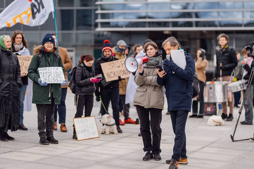 Sostinėje – dar vienas protestas dėl viešojo transporto kainų